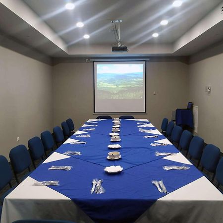 Best Western Santorin Сиудад Виктория Екстериор снимка