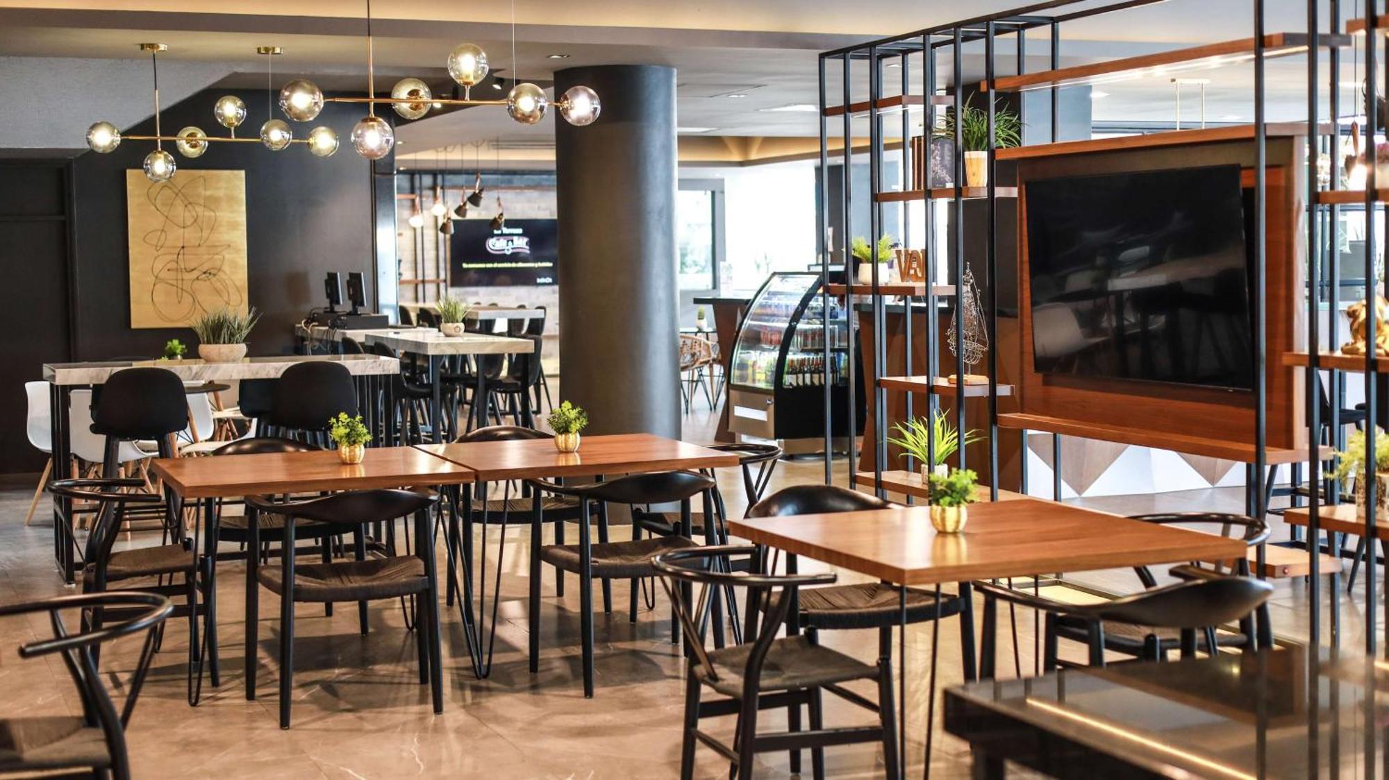 Best Western Santorin Сиудад Виктория Екстериор снимка